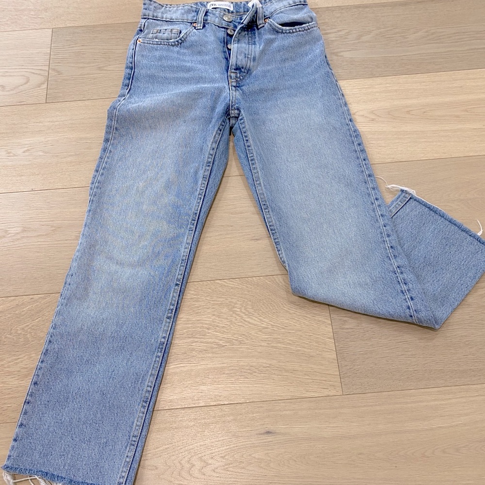 Zara High Waisted Straight Leg Denim Jean Size 32